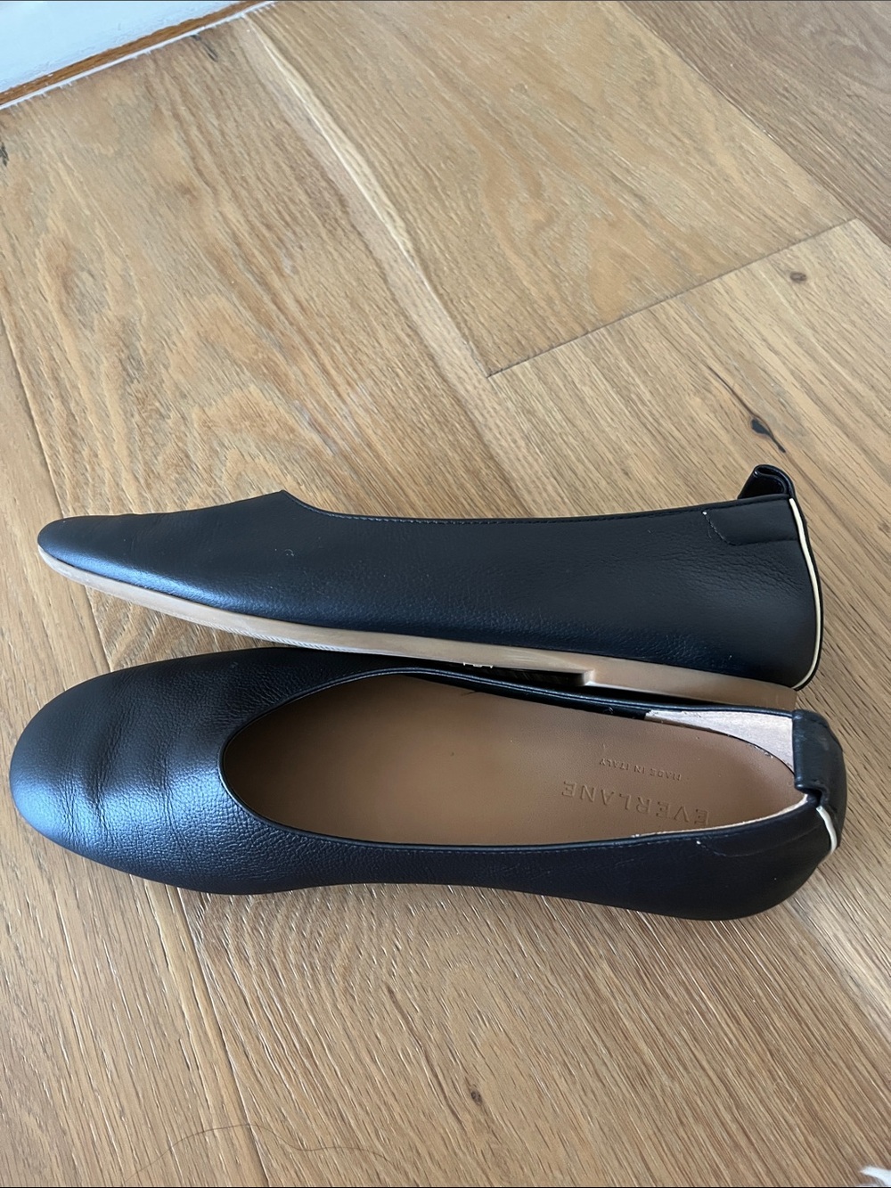 Everlane Black Leather Slip-On Ballet Flats - Picture 5 of 7